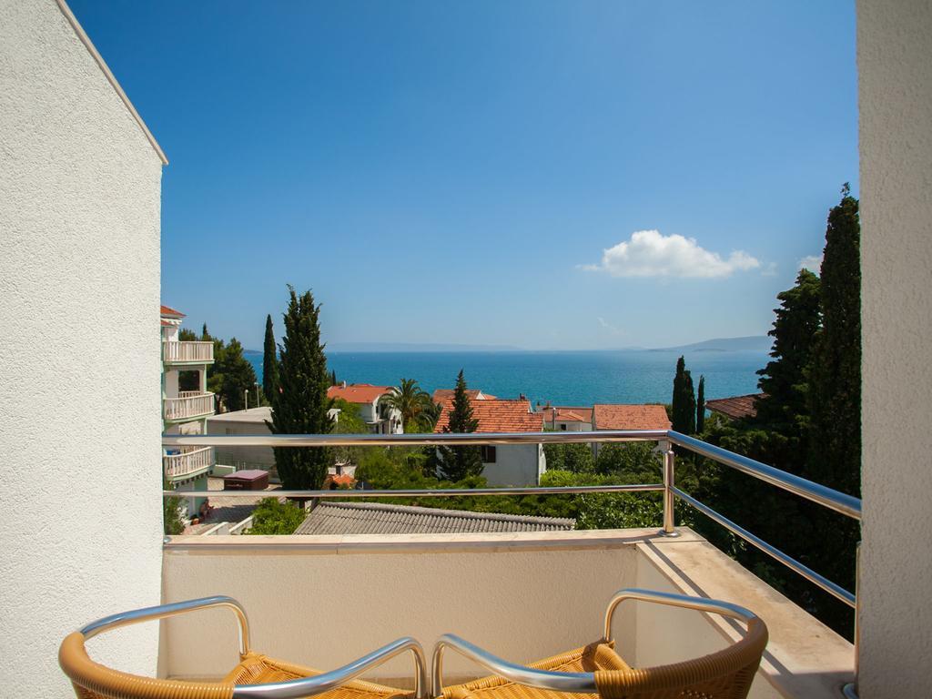 Apartments Kairos Seget Vranjica Extérieur photo
